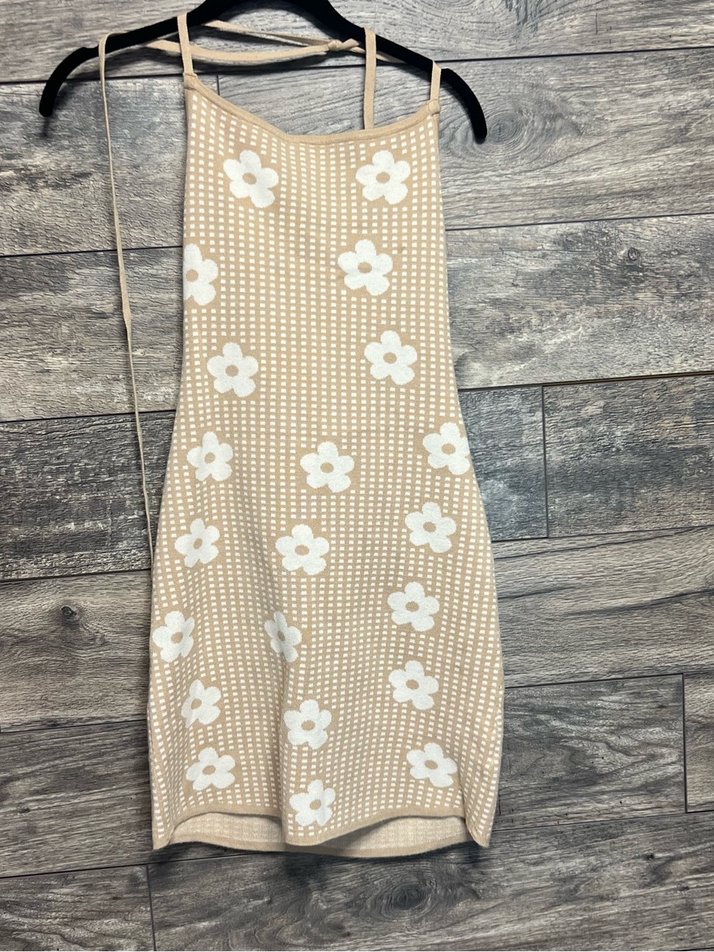 Pretty Garbage Daisy Knit Halter Midi Dress Beige Cream Floral Women’s Medium